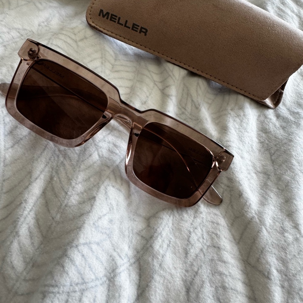 Light pink/brown sunglasses Meller